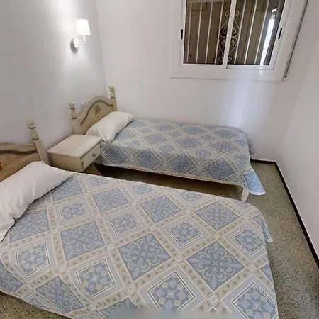 Residencia 13 Apartment *