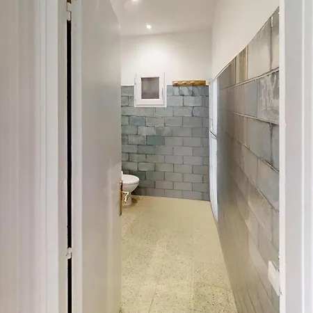Residencia 13 Apartment